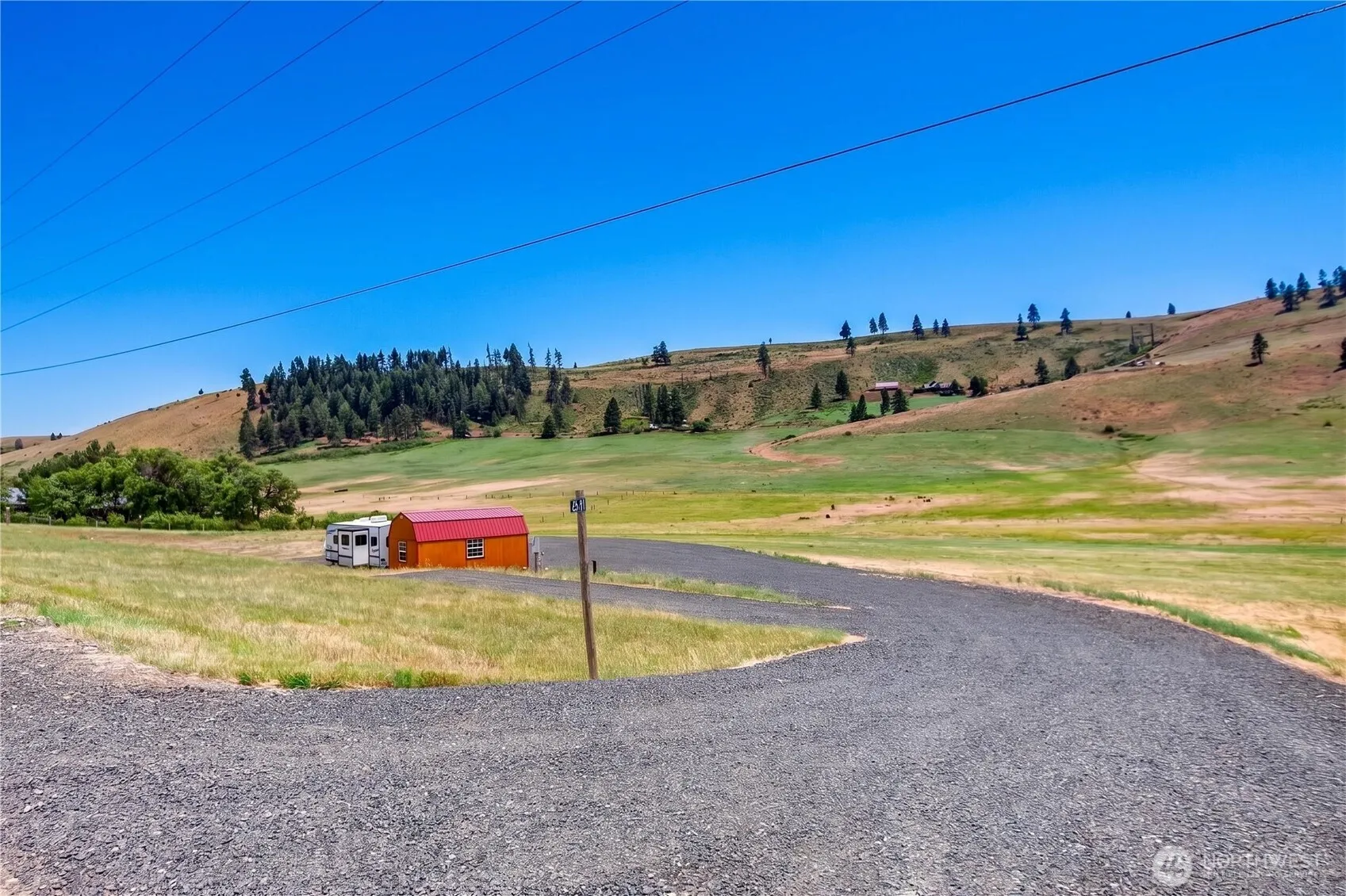 Property photo for 1541 Bettas Road, Cle Elum photo 2