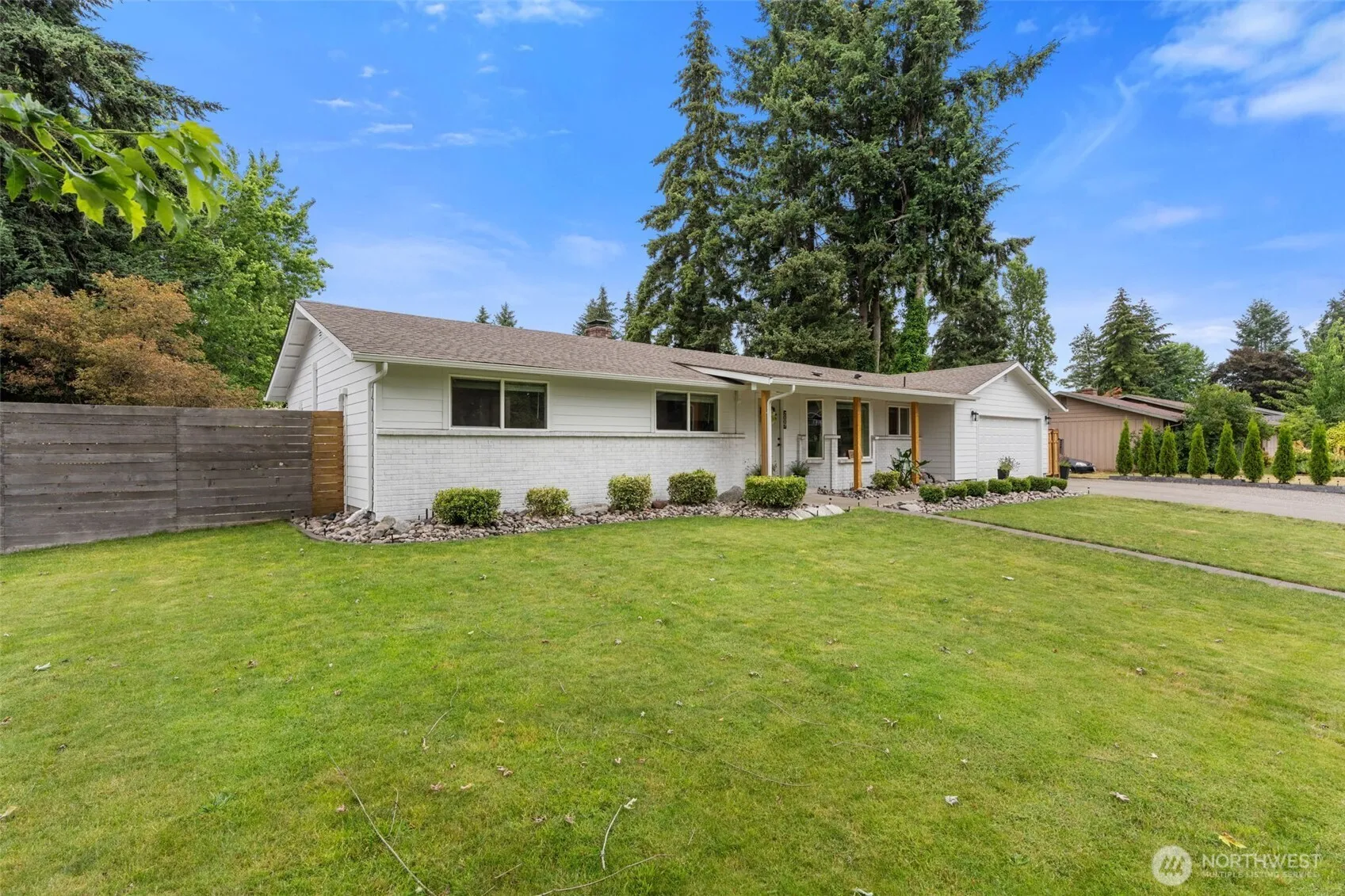 Property photo for 6006 16th Avenue Se, Lacey photo 2