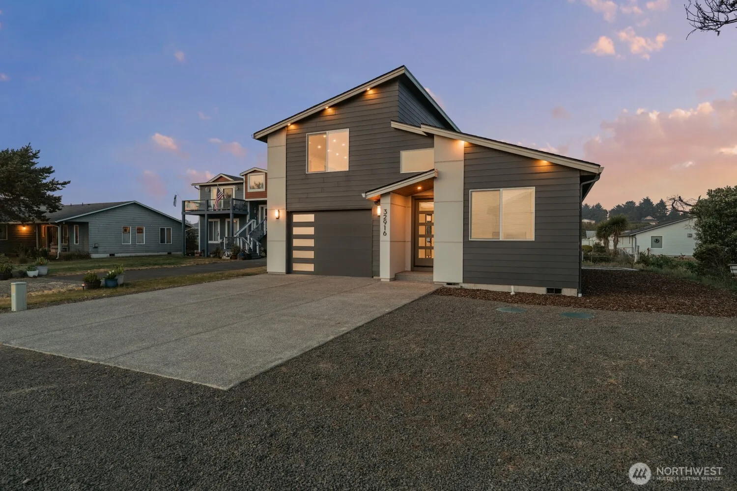Property photo for 32916 G Street, Ocean Park photo 2