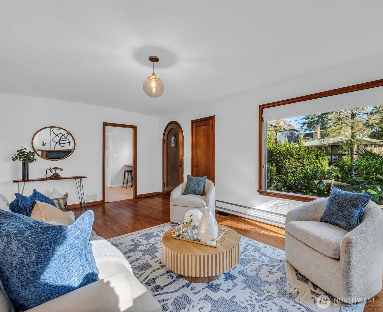 Property photo for 2301 Delmar Drive E, Seattle photo 5