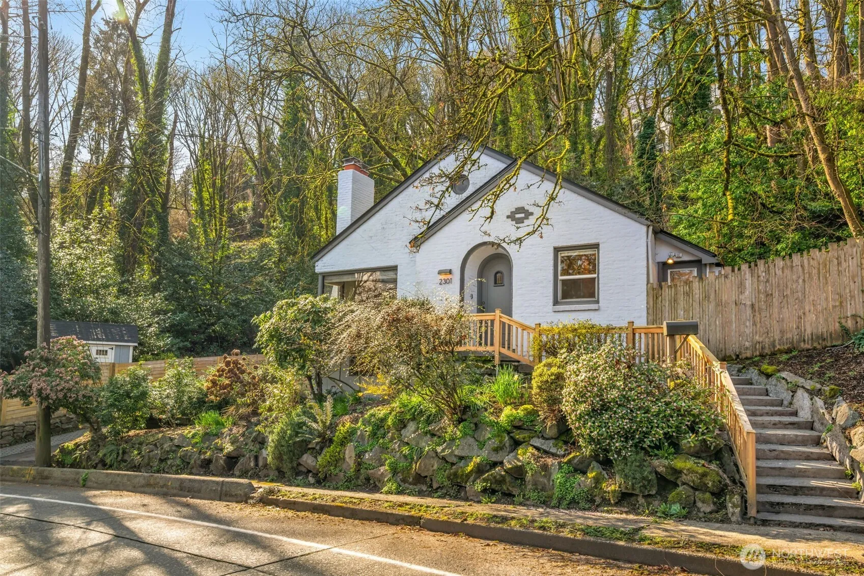 Property photo for 2301 Delmar Drive E, Seattle