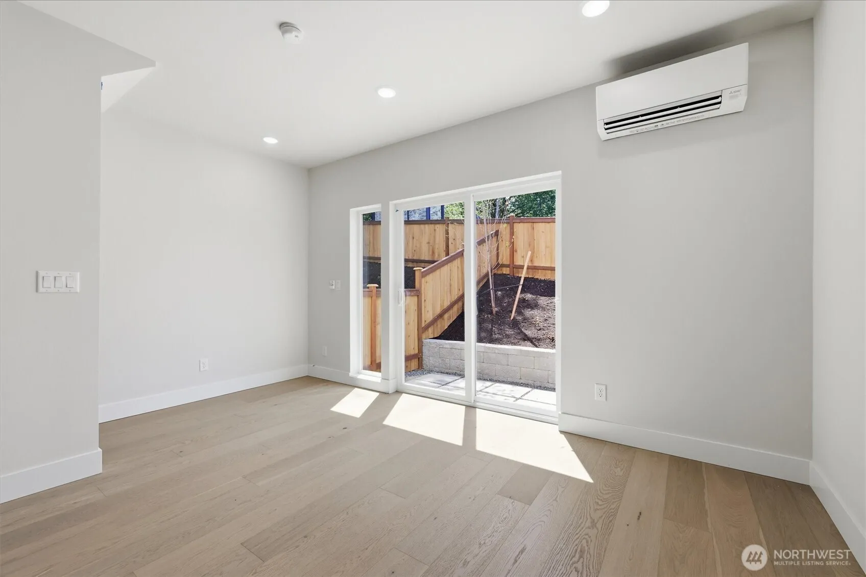 Property photo for 1401 29th Avenue, Seattle photo 5