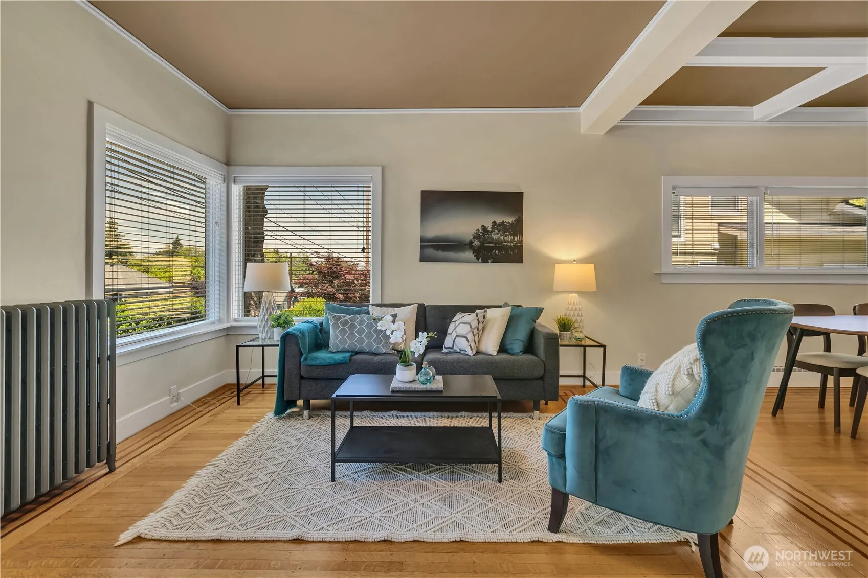 Property photo for 2204 3rd Avenue W, Seattle photo 3