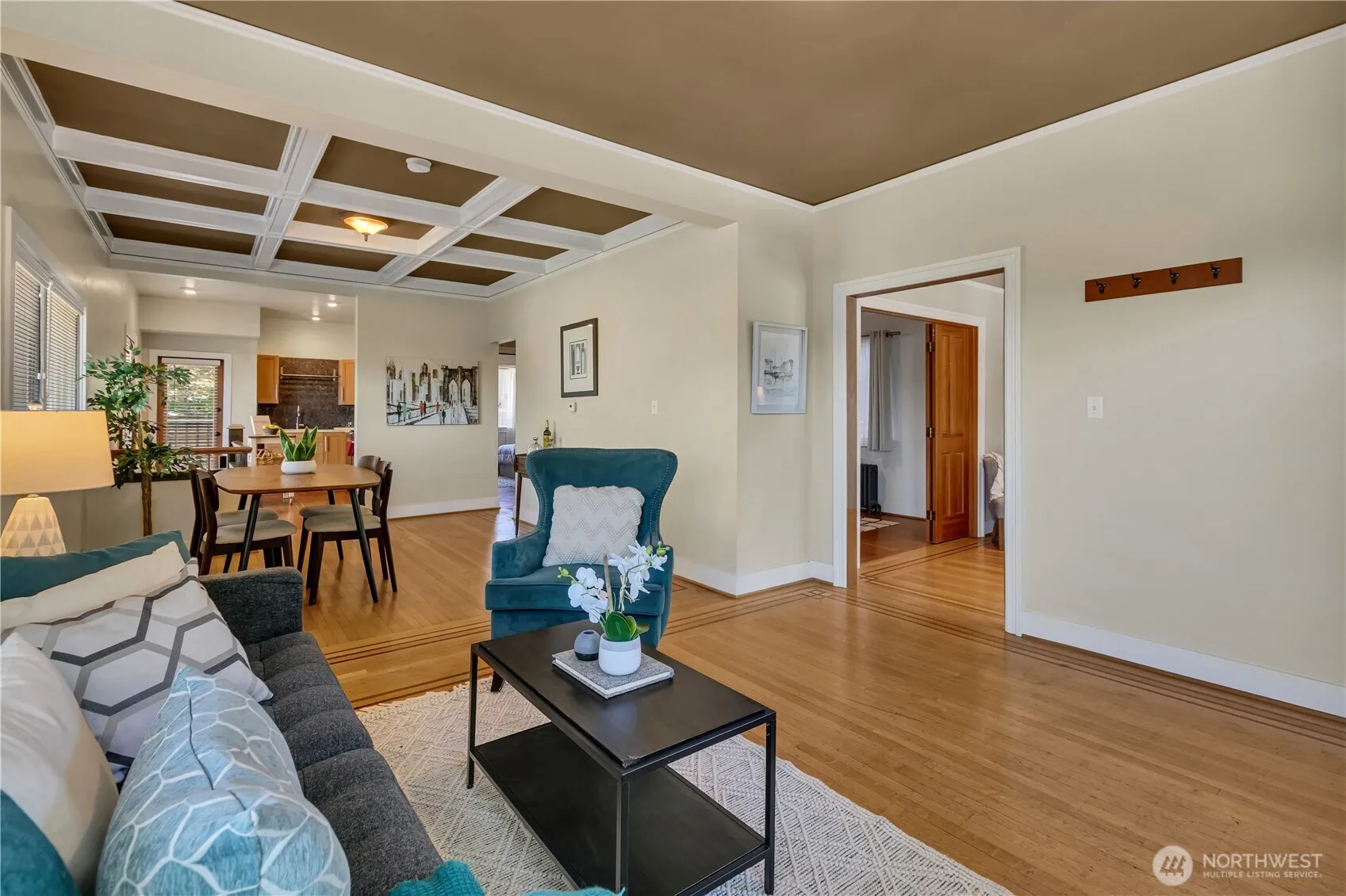 Property photo for 2204 3rd Avenue W, Seattle photo 5