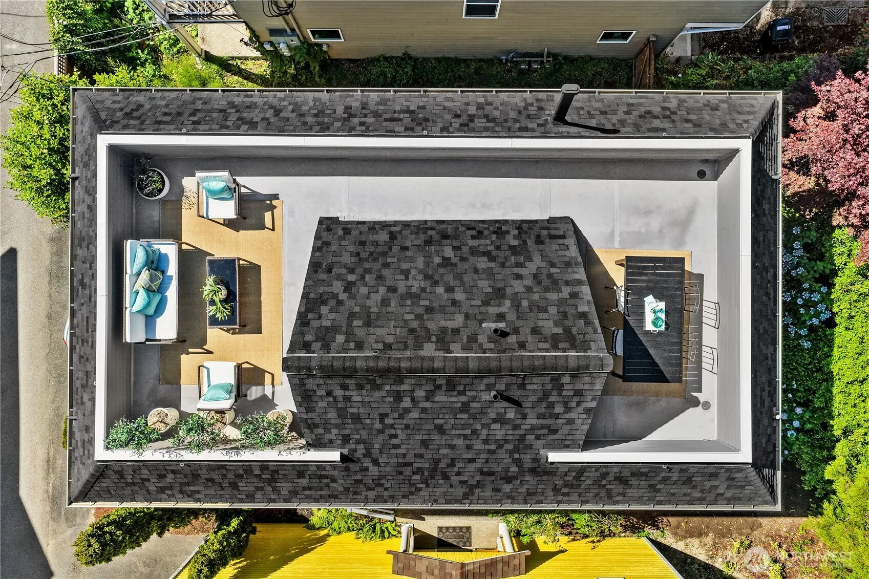 Property photo for 1426 18th Avenue #a, Seattle photo 4