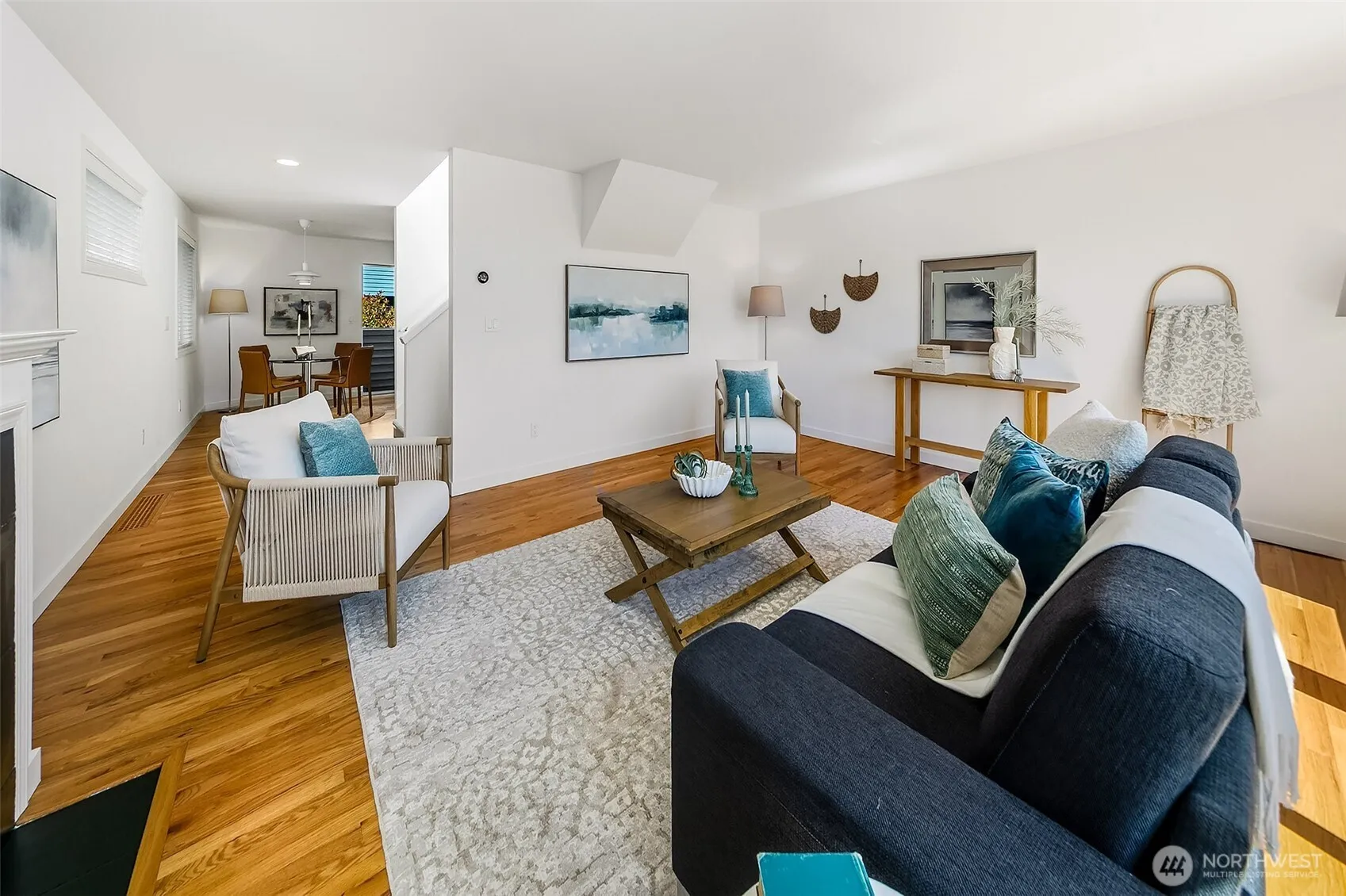 Property photo for 1426 18th Avenue #a, Seattle photo 4