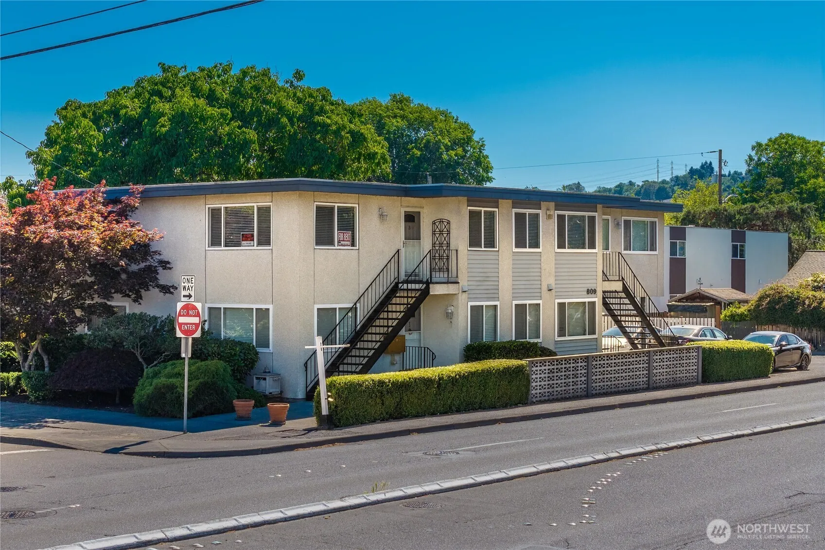 Property photo for 809 N 6th Street, Renton photo 3