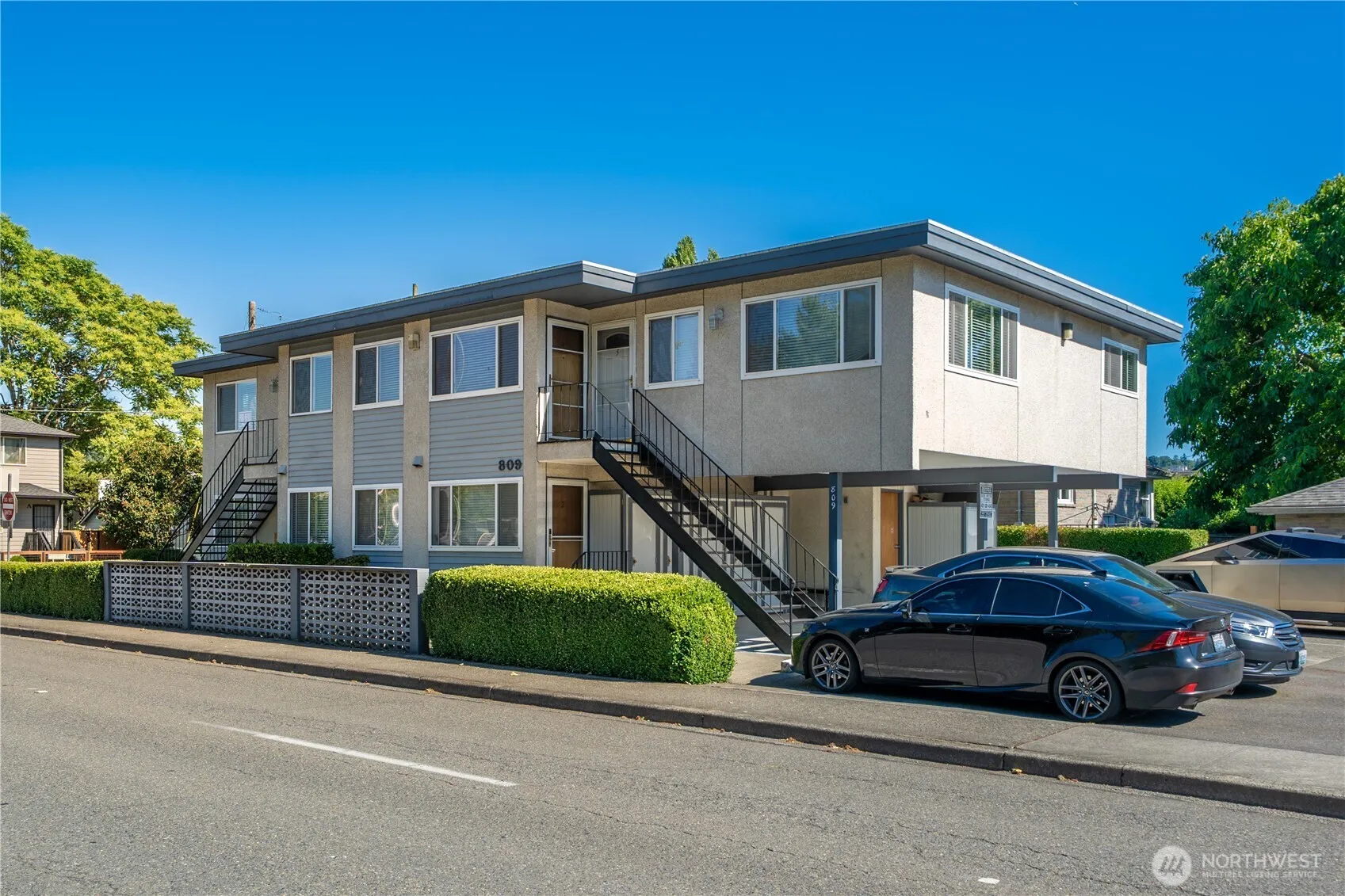 Property photo for 809 N 6th Street, Renton photo 2