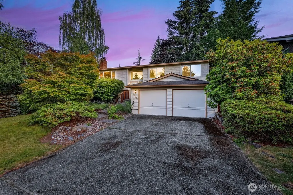 Property photo for 12705 Se 74th Street, Newcastle