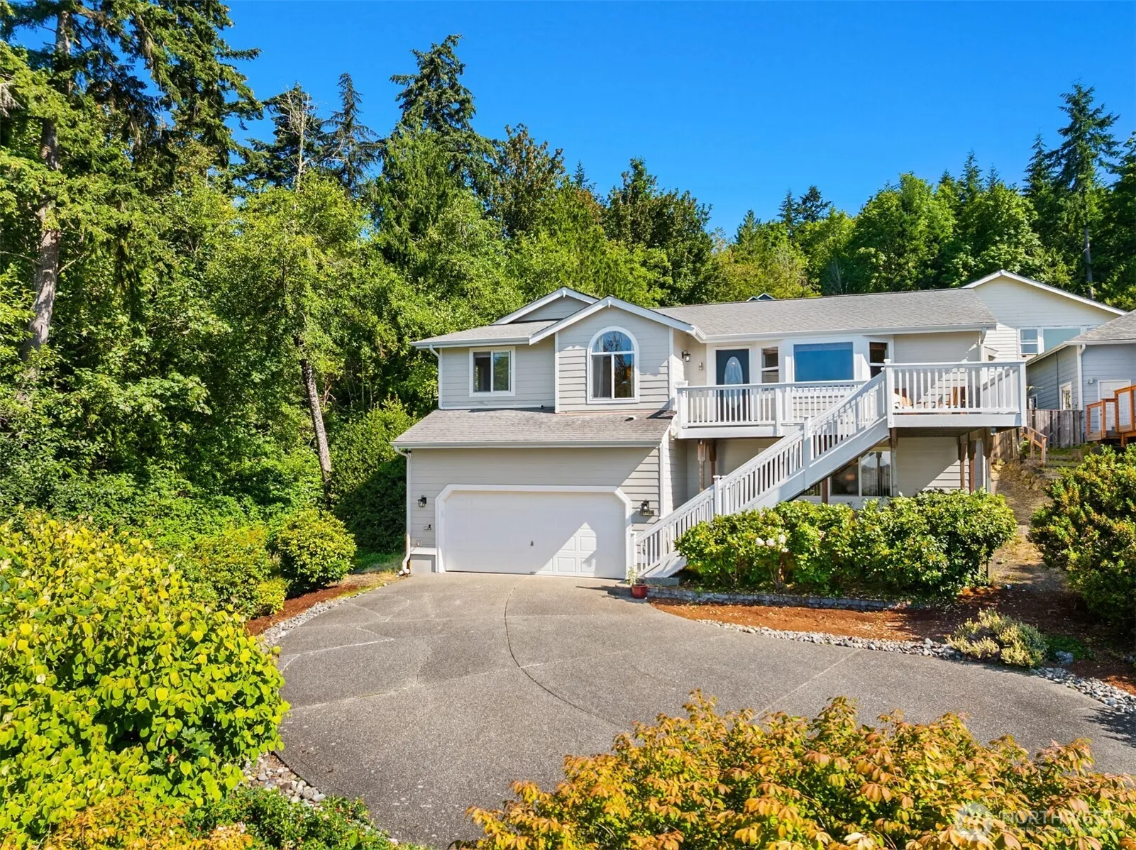 Property photo for 17725 Baywatch Court Ne, Poulsbo photo 2