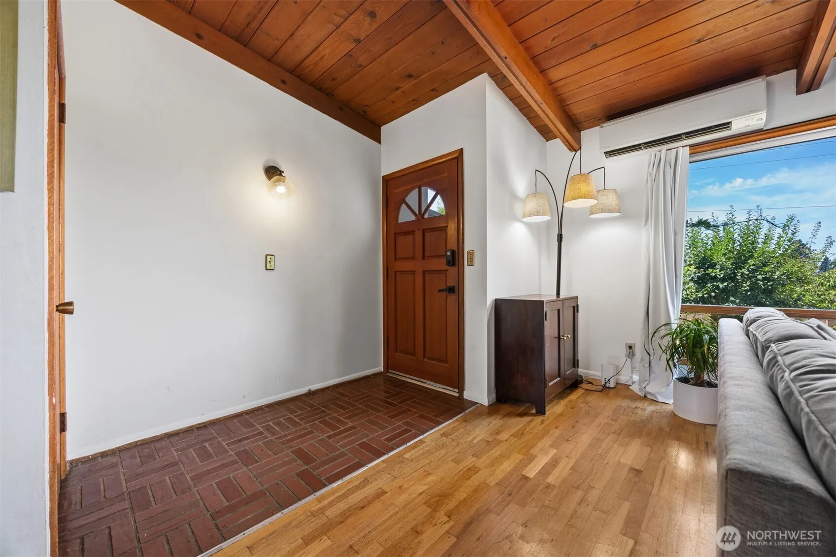 Property photo for 2210 Huron Street, Bellingham photo 4
