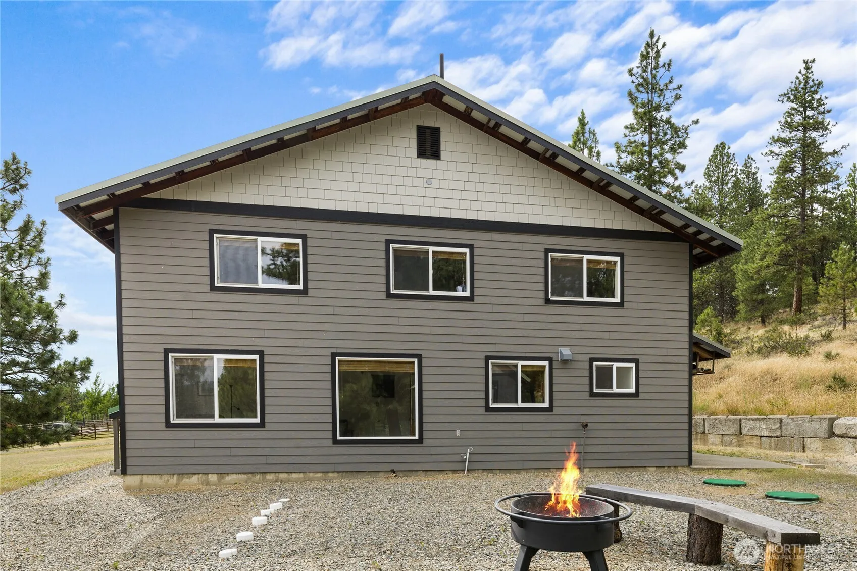 Property photo for 201 Danko Road, Cle Elum photo 2