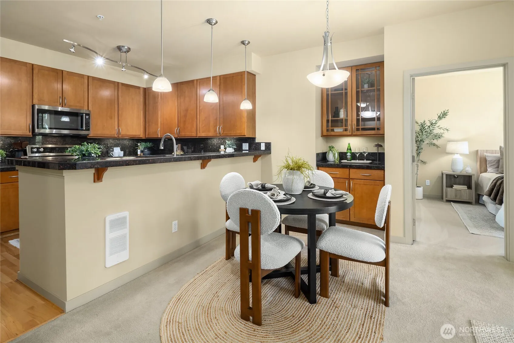 Property photo for 150 102nd Avenue Se #205, Bellevue photo 4