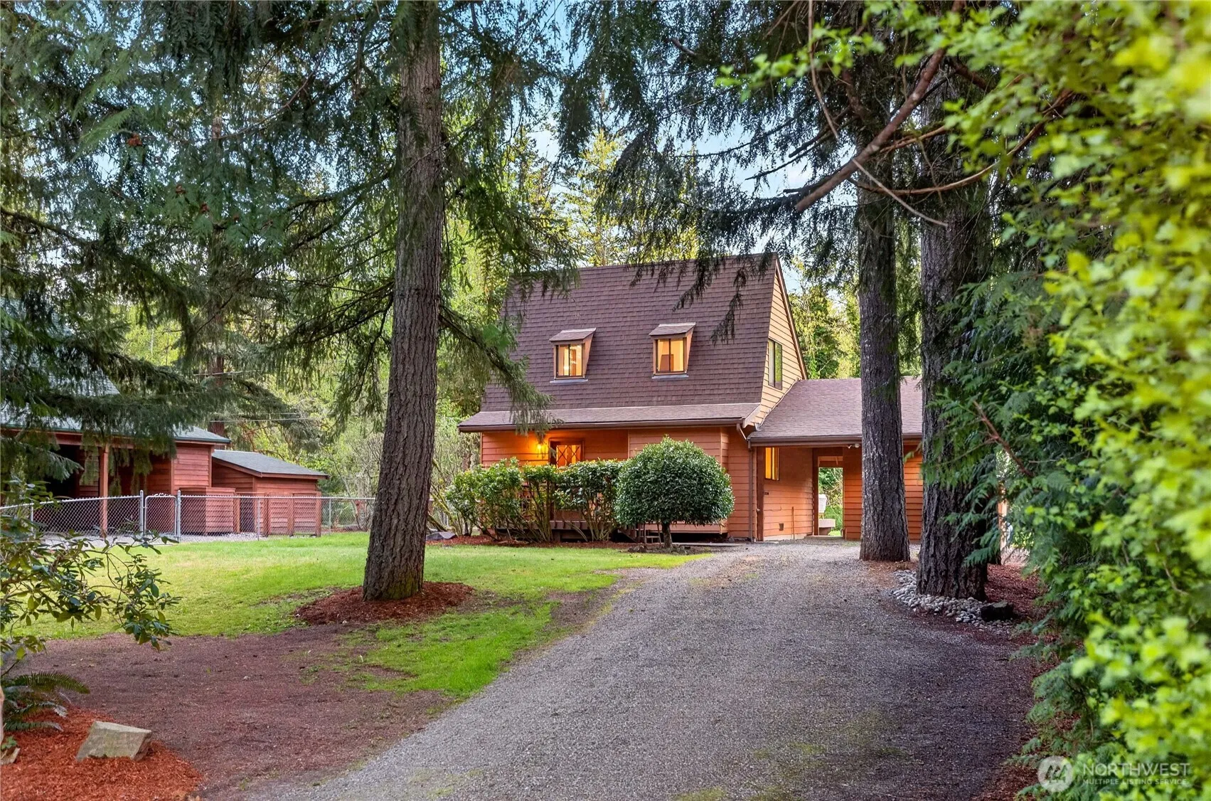 Property photo for 23927 Se 238th Street, Maple Valley photo 4