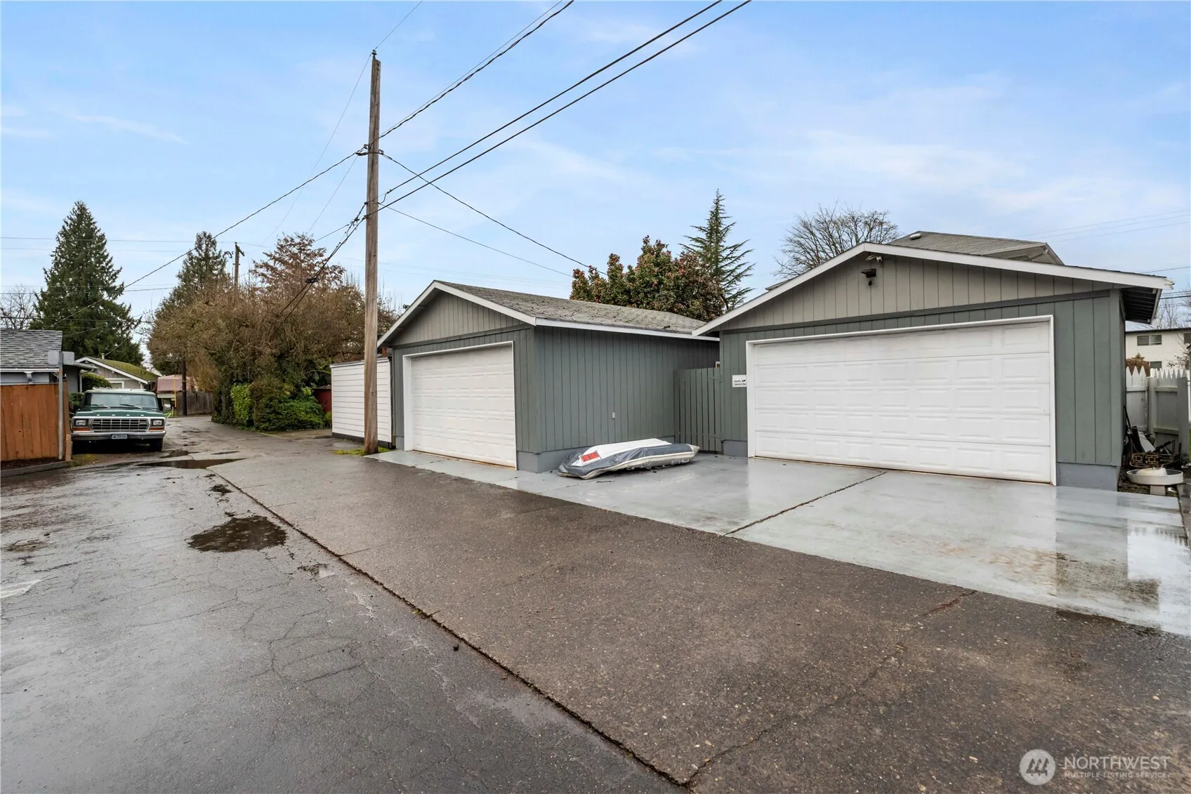 Property photo for 128 5th Avenue Nw, Puyallup photo 3
