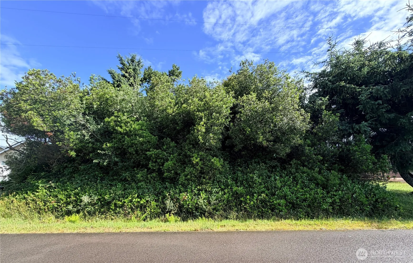 Property photo for 582 Ensign Avenue Nw, Ocean Shores