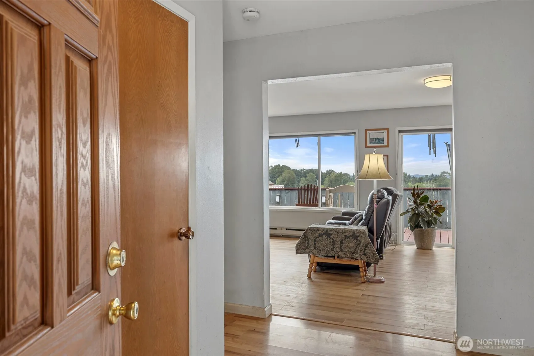 Property photo for 303 S 5th Street, Mount Vernon photo 3