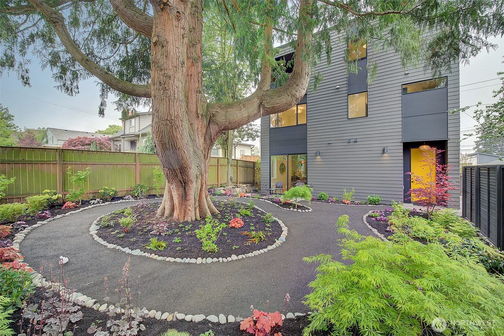 Property photo for 7912 34th Avenue Sw, Seattle
