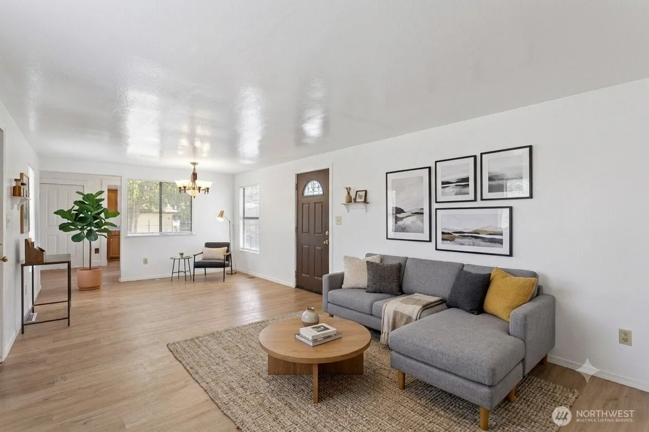 Property photo for 8614 Renton Avenue S, Seattle photo 4