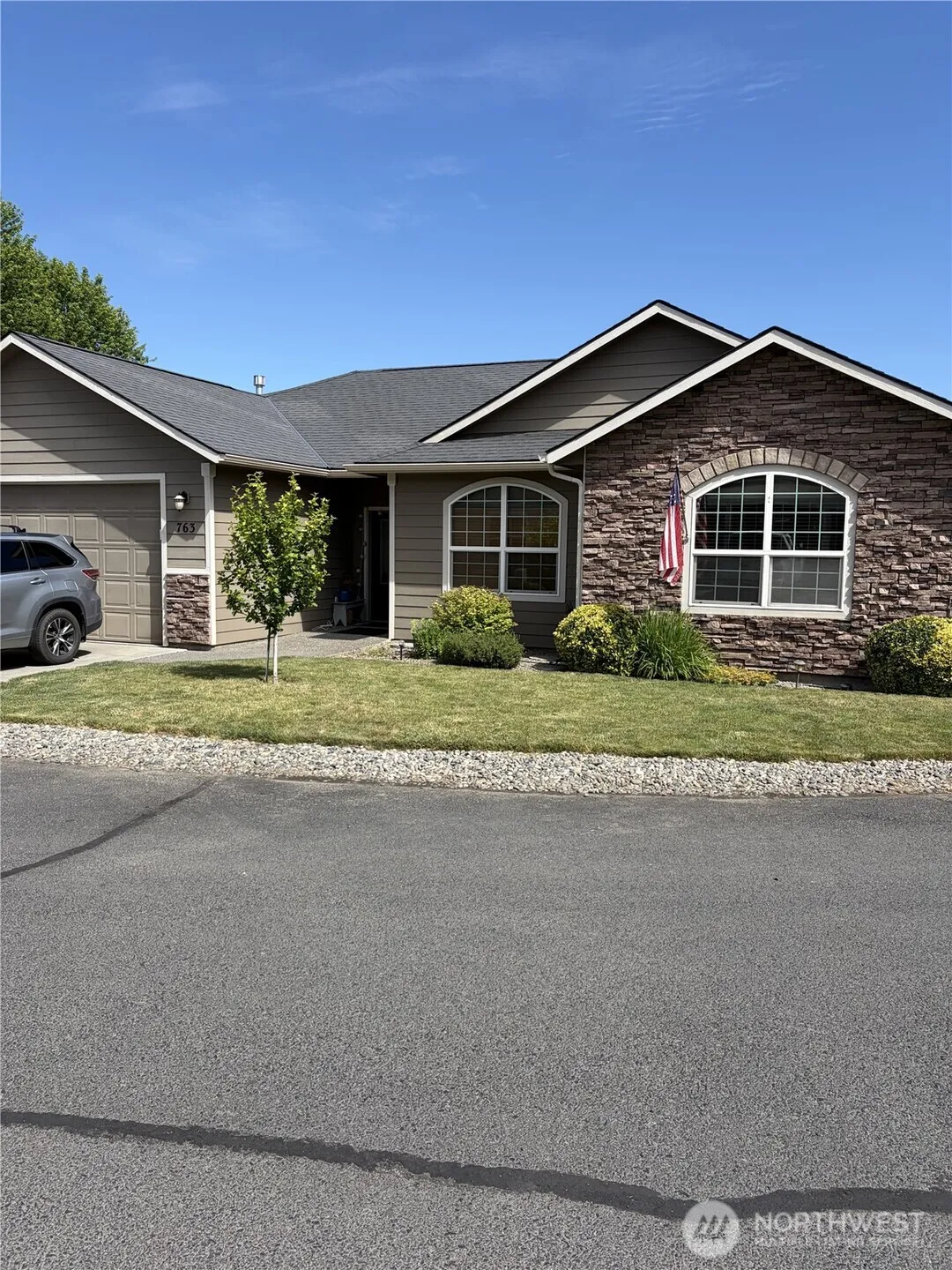 Property photo for 763 Se Bedford Loop, College Place