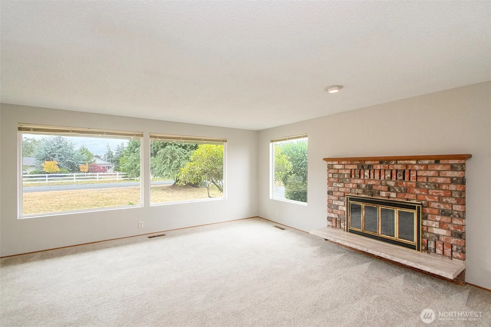 Property photo for 860 Thornton Drive, Sequim photo 4