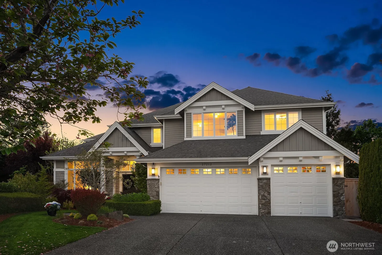 Property photo for 27212 Se 12th Place, Sammamish