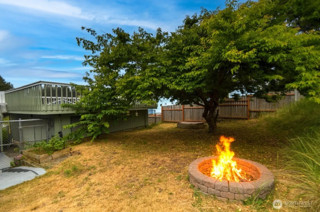 Property photo for 912 Surf Street, Westport photo 2