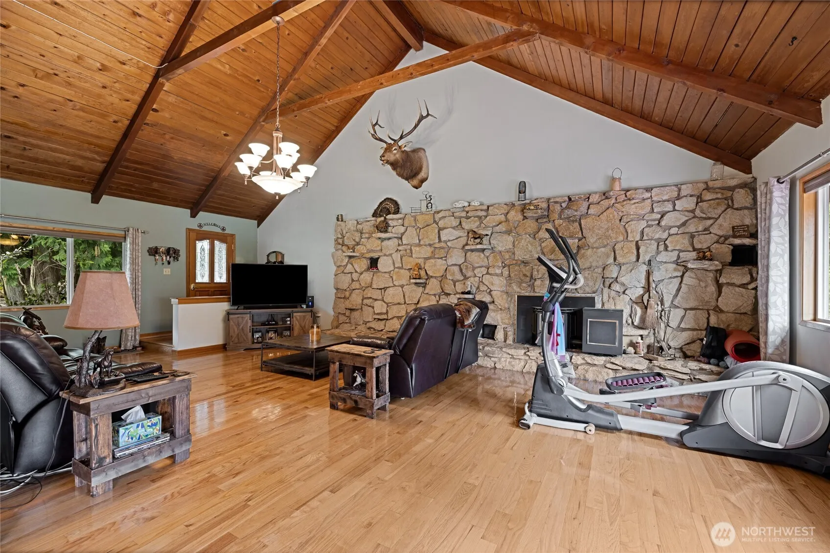 Property photo for 106 Lester Rd, Morton photo 4