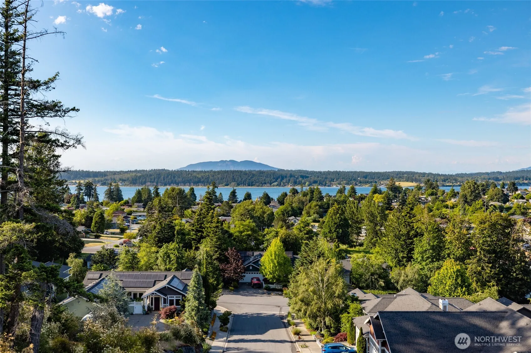 Property photo for 2314 20th Street, Anacortes photo 3