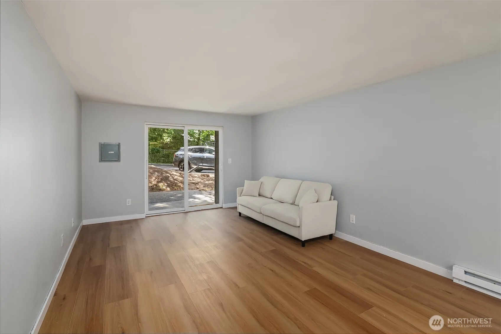 Property photo for 14480 Ne 31st Street #j101, Bellevue photo 4