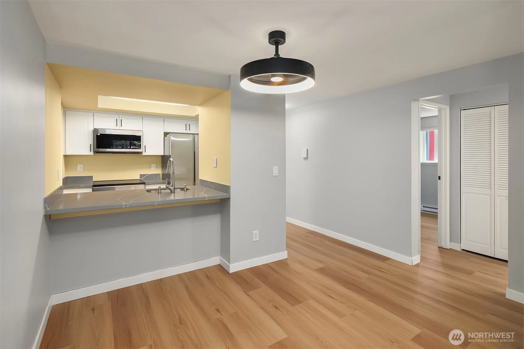 Property photo for 14480 Ne 31st Street #j101, Bellevue