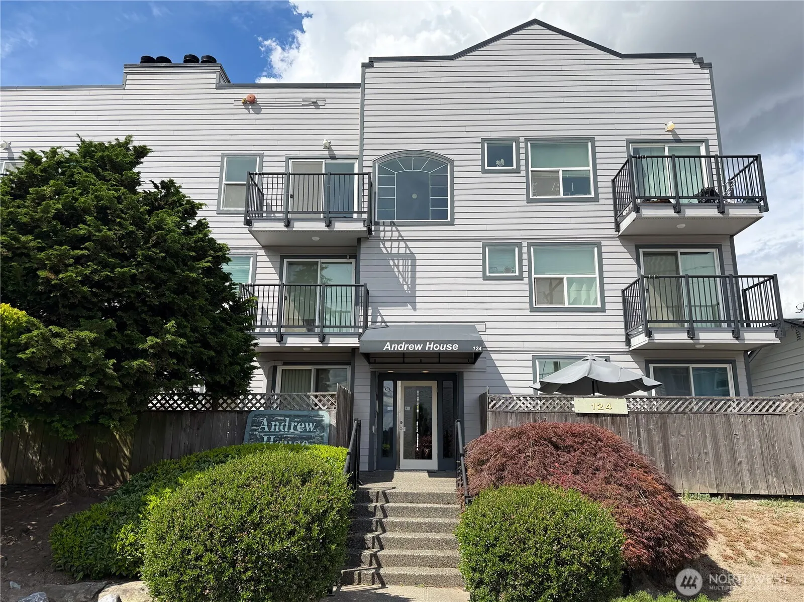 Property photo for 124 Sw 154th Street #302, Burien