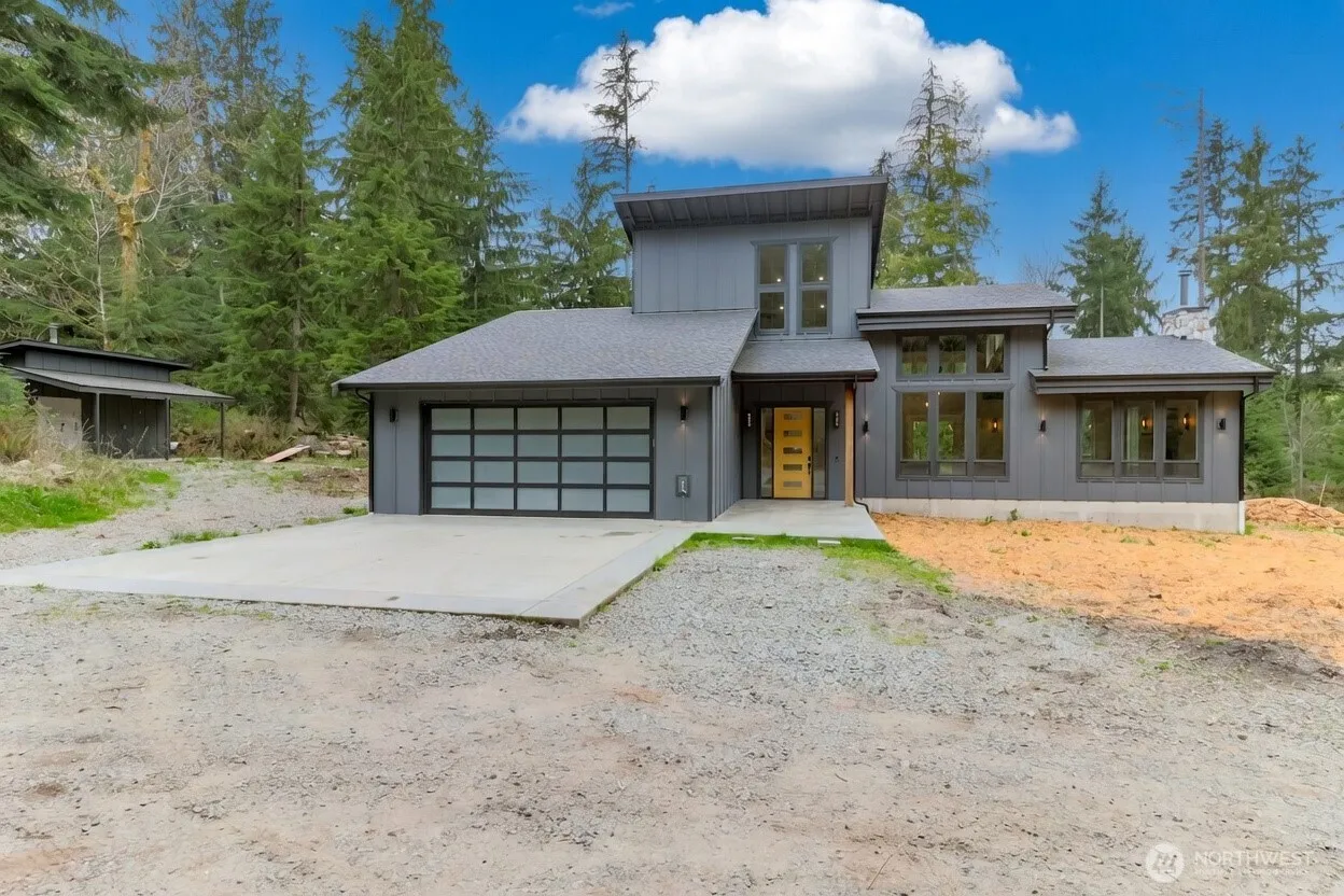 Property photo for 14886 Wilkeson Spiketon Road E, Wilkeson photo 3