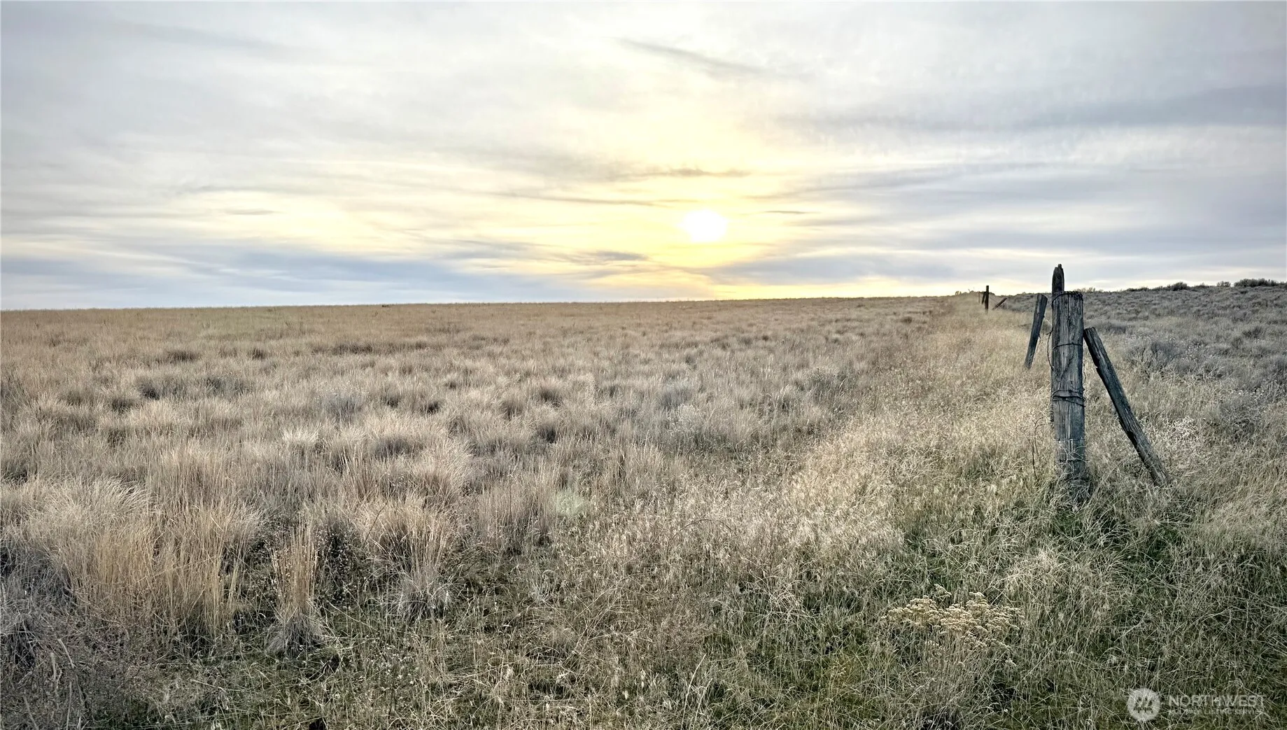 Property photo for 0 15.6 Road Ne #98860, Wilson Creek