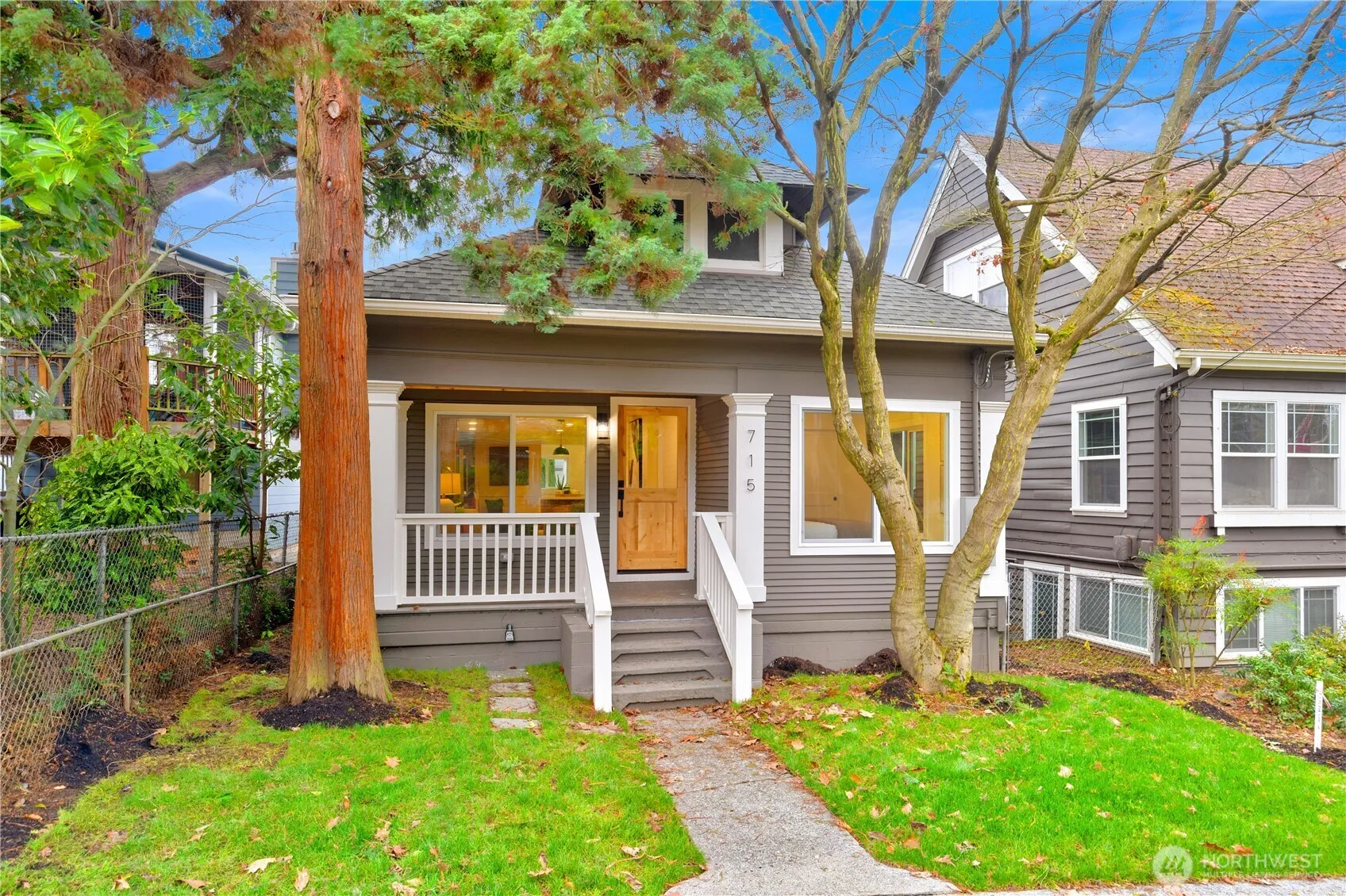 Property photo for 715 27th Avenue, Seattle
