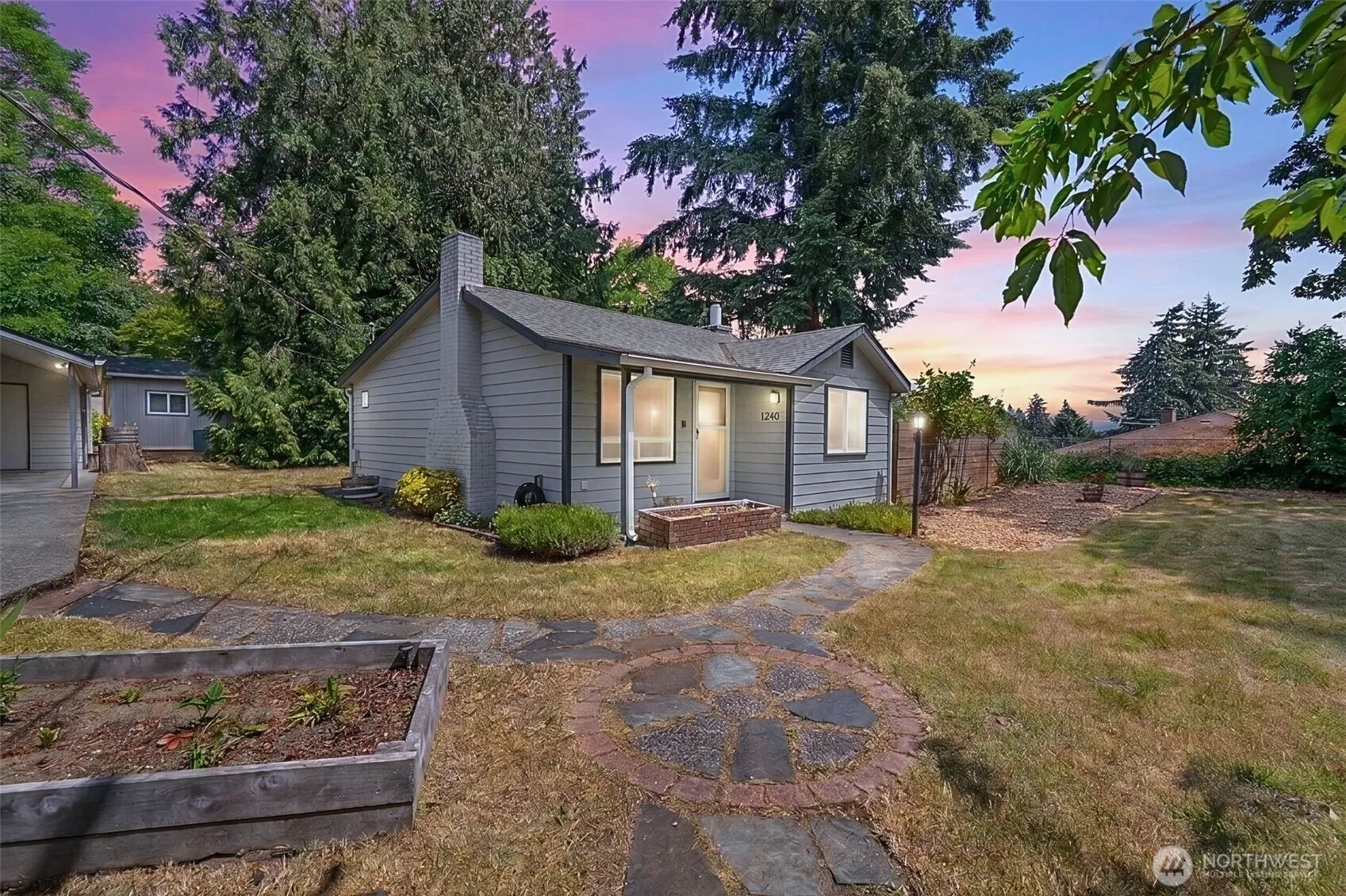 Property photo for 1248 S 129th Street, Burien photo 4