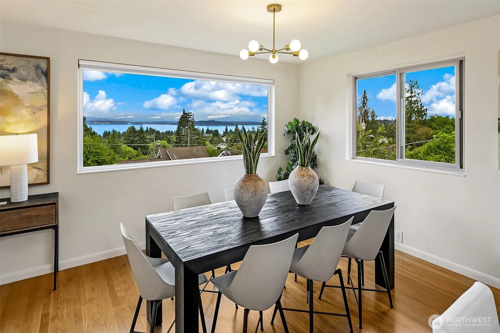 Property photo for 6533 38th Avenue Sw, Seattle photo 5