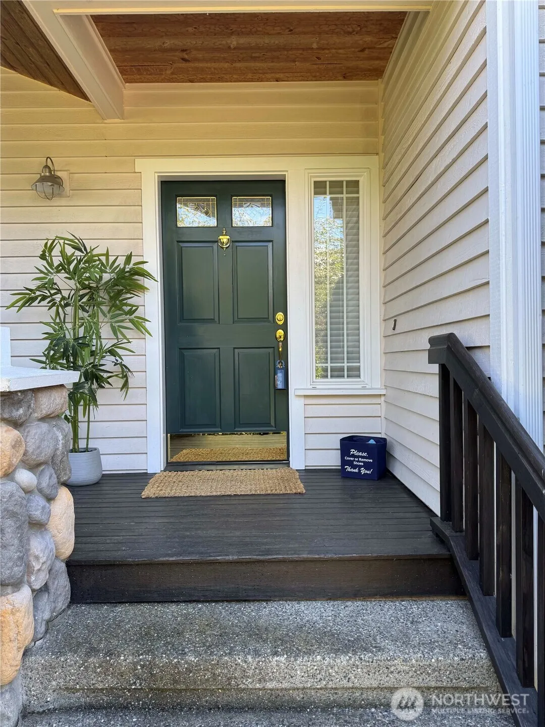 Property photo for 510 3rd Avenue N, Edmonds photo 5