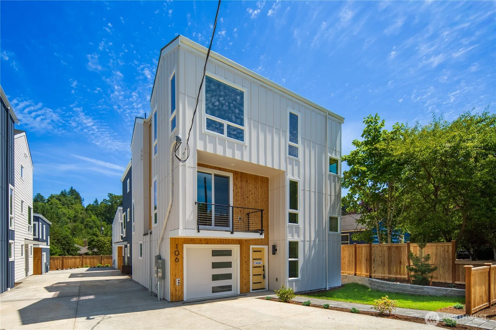 Property photo for 106 29th Avenue E, Seattle