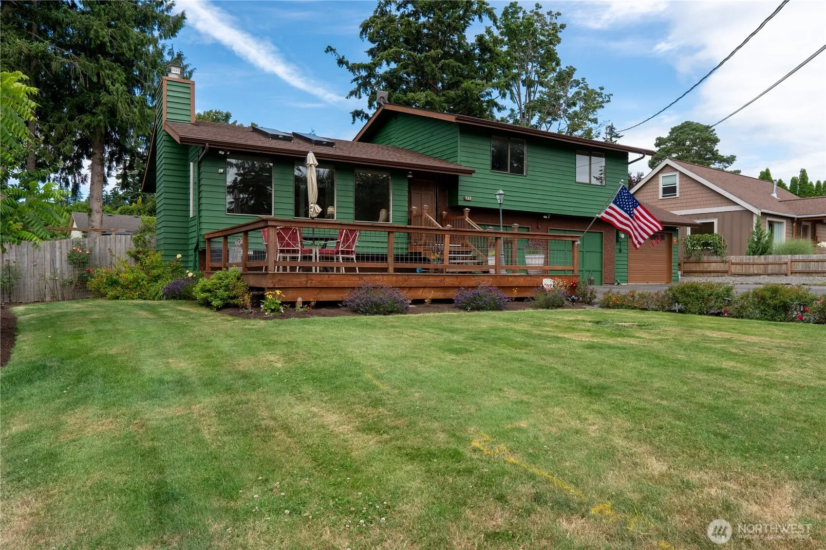 Property photo for 727 Poplar Drive, Bellingham