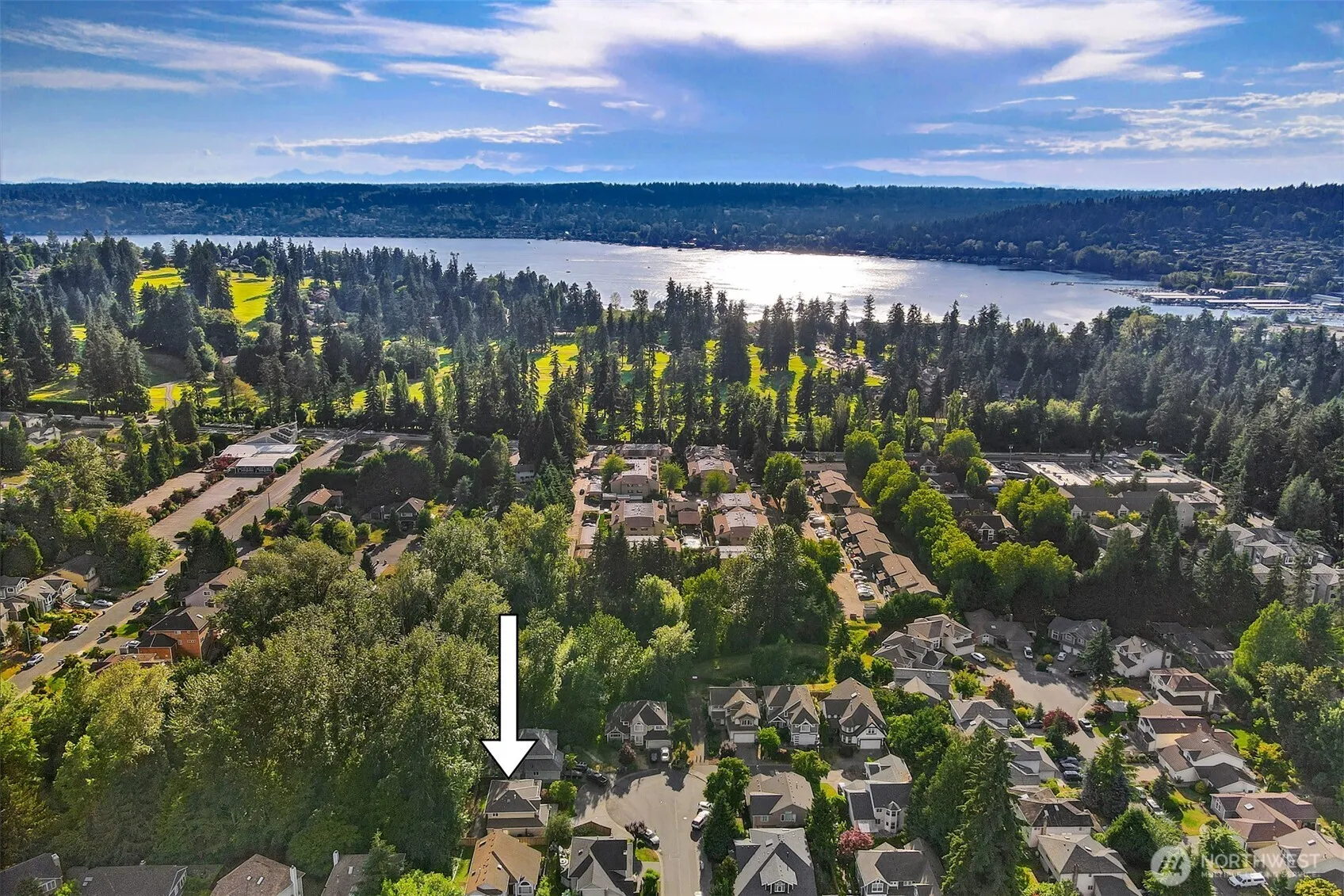 Property photo for 7115 Ne 167th Street, Kenmore photo 2