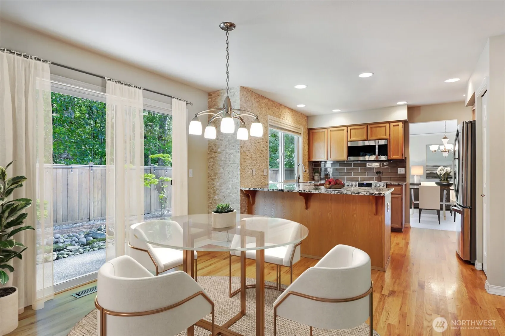 Property photo for 7115 Ne 167th Street, Kenmore photo 4