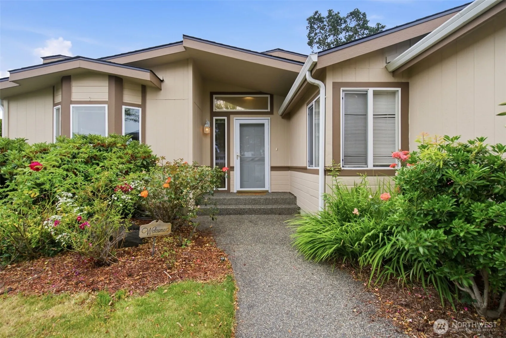 Property photo for 8018 18th Lane Se, Lacey photo 2