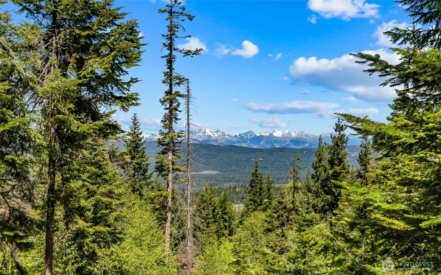 Property photo for 2000 Rocky Mountain Way, Cle Elum