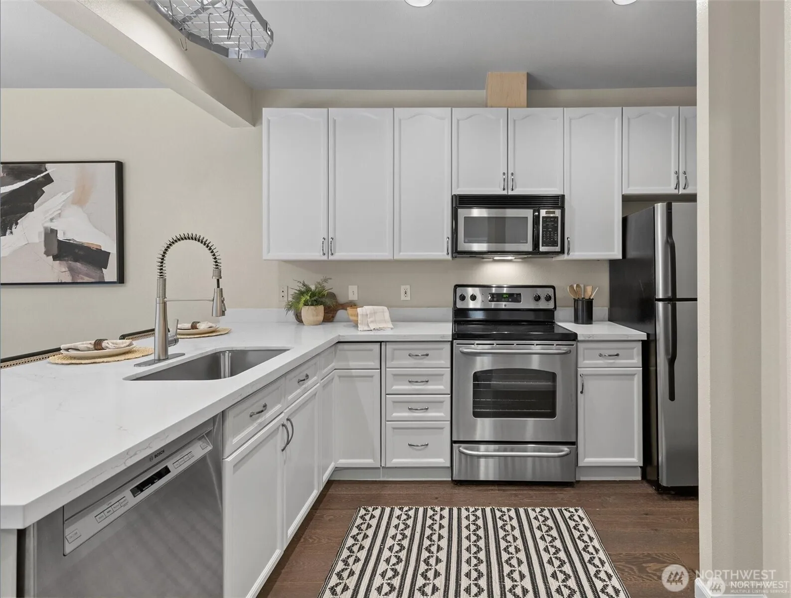 Property photo for 10909 Avondale Road Ne #r-170, Redmond photo 5