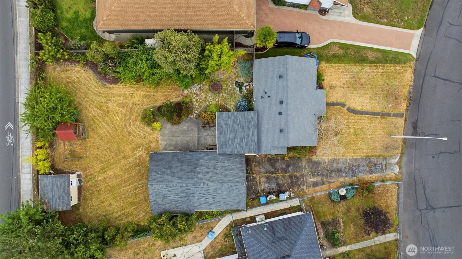 Property photo for 16 Oak Park Drive Sw, Lakewood