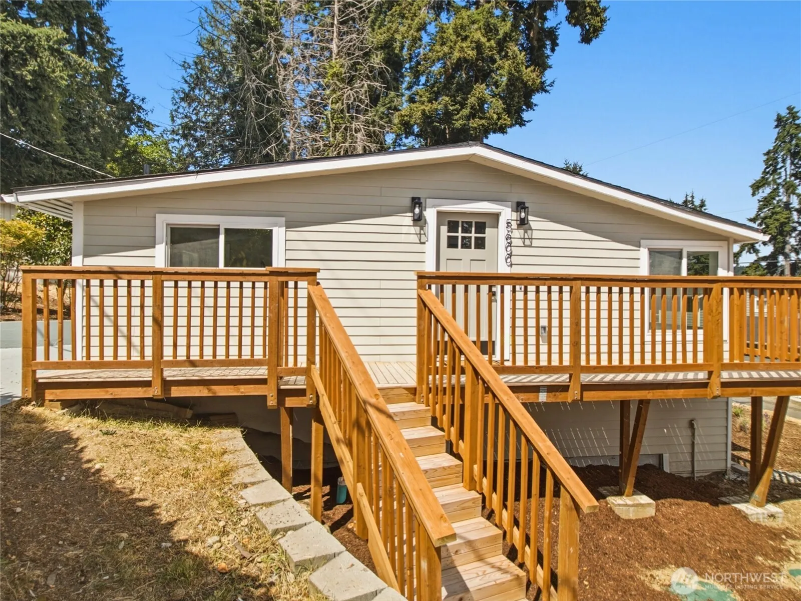 Property photo for 5600 Ocean View Boulevard Ne, Bremerton