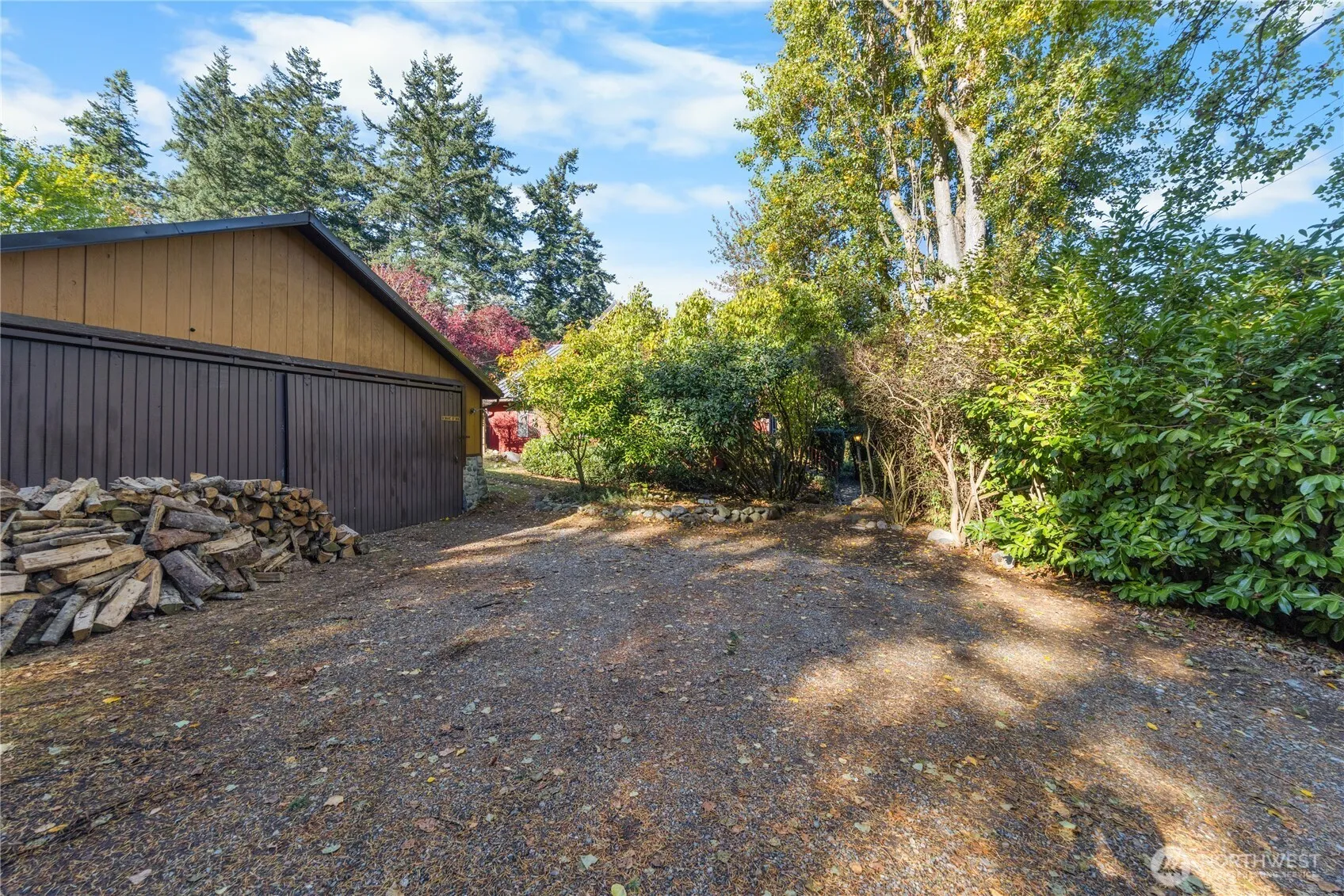 Property photo for 27193 State Route 20, Oak Harbor photo 3