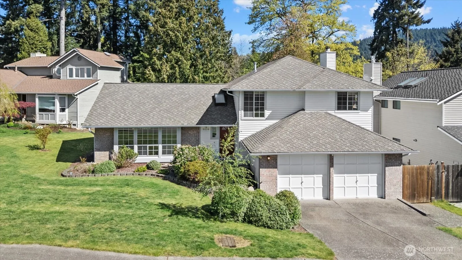 Property photo for 5036 Ne 21st Street, Renton photo 2