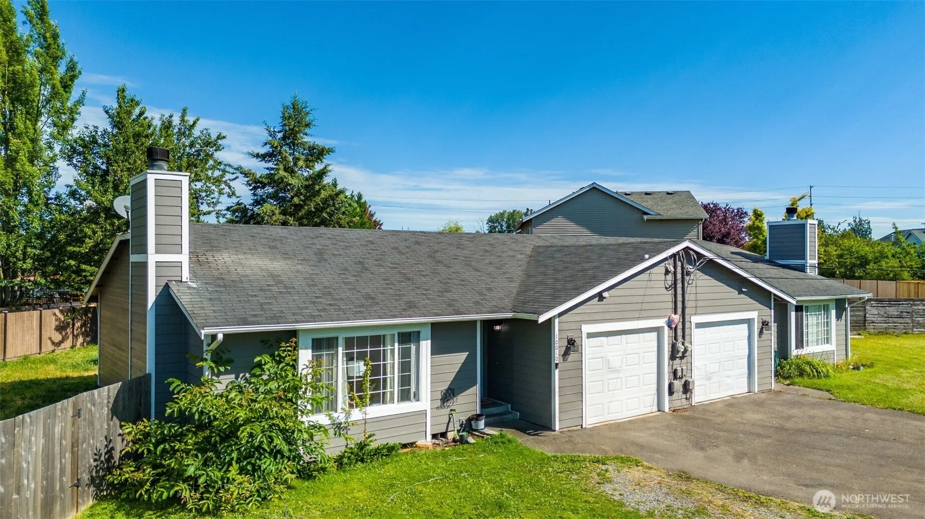Property photo for 10010 15th Avenue Ct E, Tacoma photo 2
